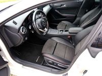 tweedehands Mercedes CLA180 Shooting Brake AMG Aut. LED|18"LMV|Leder-Alcantara