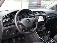 tweedehands VW Touran 1.2 TSI 110 PK Highline 7p Navigatie Adap. Cruis