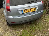Occasion Ford Fiesta Futura 69 PK (50 kW) 2005 Zilver Hatchback