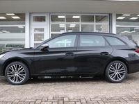 tweedehands Seat Leon Sportstourer 1.5 eTSI DSG FR Business Intense | Panoramisch dak | Elektrisch bedienbare stoel | Stoel + stuurwielverwarming | BEATS Audio