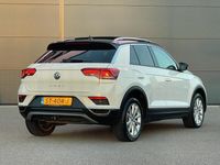 tweedehands VW T-Roc 1.5 TSI Sport 150 PK DSG | Panorama dak | Full led |