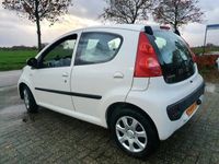 tweedehands Peugeot 107 1.0-12V XS 5-Deurs met Airco en Diverse Opties !