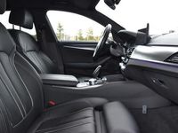 tweedehands BMW 530 5-SERIE Touring e M-PACK LCI | BUSINESS EDITION PLUS | ADAPTIVE LASERLIGHT | ELEC. KLEP | ZWARTE HEMEL | SPORT-COMFORT STOELEN | DAKOTA LEDER | DAB | PRIVACY GLASS | CARPLAY | SPORTSTUUR | ETC.