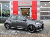 tweedehands Toyota Yaris 1.5 Hybrid Dynamic Limited met winterpack