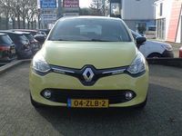 Occasion Renault Clio IV Expression 90 PK (66 kW) 2013 Geel Hatchback
