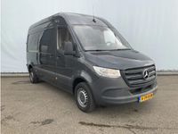 tweedehands Mercedes Sprinter 314 2.2 CDI 366 L2H2 Automaat Airco Camera Navi Cruise 3 Zits Trekhaak 2000 kg Euro 6