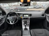 Occasion Volvo V60 CC Summum 150 PK (110 kW) 2017 Zwart Stationwagen