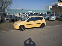 Occasion Chevrolet Kalos 72 PK (52 kW) 2008 Geel Hatchback