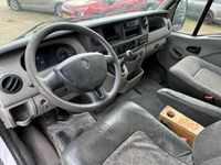 tweedehands Renault Master Verwacht T35 2.5 DCI L1H1 Airco Navi Trekhaak