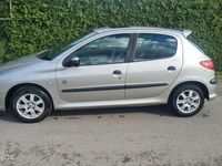 tweedehands Peugeot 206 Airco 5 deurs APK 2-25 INRUILKOOPJE