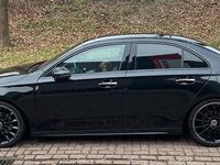 Occasion Mercedes A180 AMG line 136 PK (100 kW) 2022 Zwart Sedan