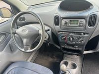 tweedehands Toyota Yaris Verso 1.3-16V VVT-i Luna 2DE EIG. NAP APK 4-2025