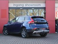 Occasion Volvo V40 Summum 154 PK (113 kW) 2015 Blauw Hatchback