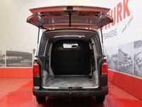 tweedehands VW Transporter 2.0 TDI 115 pk L2H1 PDC/Trekhaak/Cruise/Airco