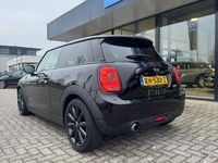Occasion Mini Cooper Business 136 PK (100 kW) 2017 Zwart (metallic) Hatchback