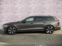 tweedehands Volvo V60 B3 Aut. Plus Dark | Navi | Adapt. Cruise | Standkachel | Sportstoelen | Trekhaak | Stoel+Stuurwiel verwarming