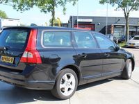 tweedehands Volvo V70 2.0D Momentum navi leder lm volledig onderhouden