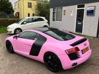 tweedehands Audi R8 Coupé R84.2 Barbie roze wrap