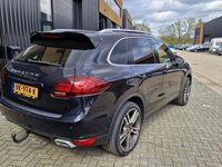 tweedehands Porsche Cayenne DIESEL 3.0 D Grijs Kenteken