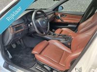 tweedehands BMW 320 3-SERIE Touring i High Executive