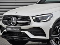 tweedehands Mercedes GLC300e 4MATIC Premium Plus | AMG | Panoramadak | Trekhaak | Night Pakket |