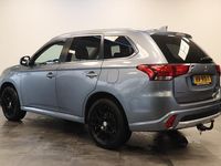 Occasion Mitsubishi Outlander Edition 135 PK (99 kW) 2015 Grijs SUV