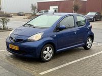 Occasion Toyota Aygo 68 PK (50 kW) 2007 Blauw Hatchback