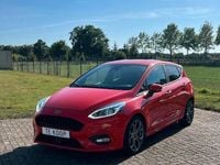 Occasion Ford Fiesta ST-Line 99 PK (72 kW) 2017 Rood Hatchback