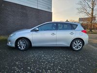 Occasion Toyota Auris 99 PK (72 kW) 2013 Grijs Hatchback