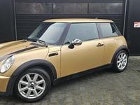 Occasion Mini ONE 90 PK (66 kW) 2005 Geel Hatchback