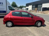Occasion Peugeot 206 75 PK (55 kW) 2009 Rood Hatchback