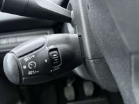 tweedehands Peugeot 208 1.2 PureTech Navigatie Apple CarPlay