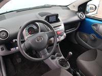 tweedehands Toyota Aygo 1.0-12V Comfort Navigator NAVI | AIRCO | ZUINIG