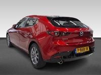 Occasion Mazda 3 Comfort 122 PK (89 kW) 2022 Rood (metallic) Hatchback