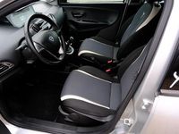Occasion Lancia Ypsilon 80 PK (58 kW) 2014 Grijs Hatchback