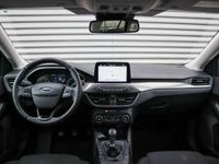 tweedehands Ford Focus Wagon 1.0 EcoBoost Titanium Business Pano / Trekha
