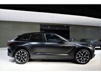 tweedehands Aston Martin DBX BWJ 2021 4.0 V8 551 PK MAT ZWART / LEER / PANORAMADAK / FULL