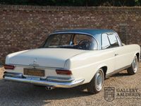 tweedehands Mercedes 280 SE COUPE Manual gearbox and sunroof