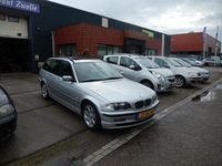 tweedehands BMW 318 3-SERIE Touring i AUTOMAAT