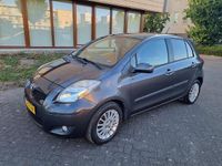 Occasion Toyota Yaris 2009 Grijs (metallic) Hatchback