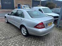 Occasion Mercedes C240 Elegance 170 PK (125 kW) 2002 Grijs (metallic) Sedan