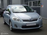 tweedehands Toyota Auris 1.8 Full Hybrid Aut. Dynamic, Weinig km !, Dealer