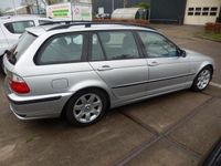 tweedehands BMW 318 3-SERIE Touring i AUTOMAAT