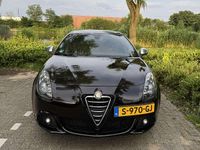 Occasion Alfa Romeo Giulietta Distinctive 120 PK (88 kW) 2012 Zwart MPV