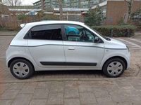 tweedehands Renault Twingo 1.0 SCe Limited met lm velgen en winterbanden