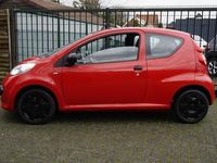 tweedehands Peugeot 107 1.0-12V XR RED HOT