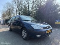 Occasion Ford Focus Futura 101 PK (74 kW) 2004 Blauw Hatchback