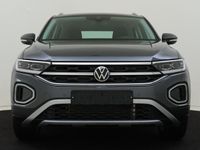 tweedehands VW T-Roc 1.5 TSI Style | Achteruitrijcamera | Keyless | Stoelverwarming | Digital cockpit Pro | Parkeerassistent | Dodehoek detectie | LED matrix verlichting |