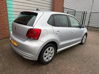 Occasion VW Polo Comfortline 75 PK (55 kW) 2010 Grijs (metallic) Hatchback