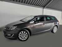 tweedehands Opel Astra Sports Tourer 1.4 Turbo Navi Climate PDC LMvelgen